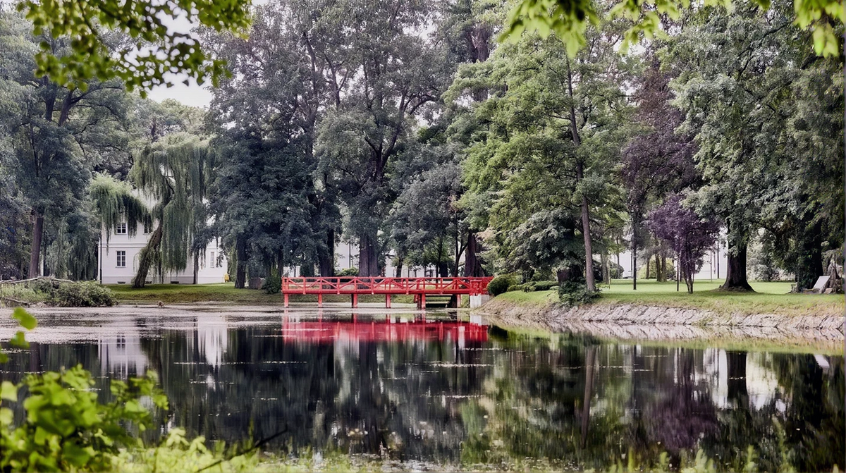 Playground at Mała Wieś Palace