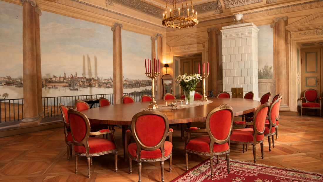 Sala Warszawska — Pałac Mała Wieś
